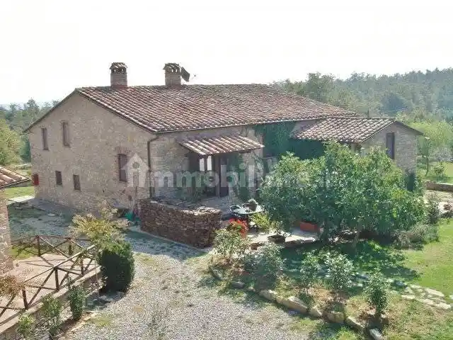 Rustico - Casale in vendita a Montegabbione