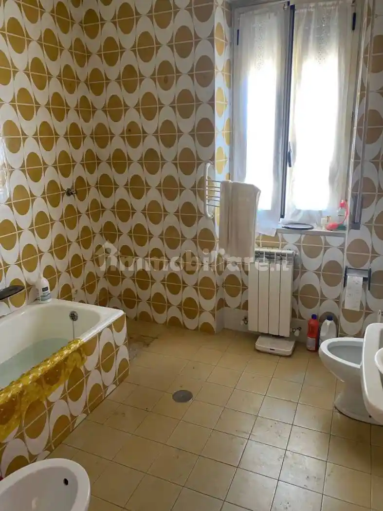 Appartamento via Molinella 19, Centro, Cosenza - foto 2