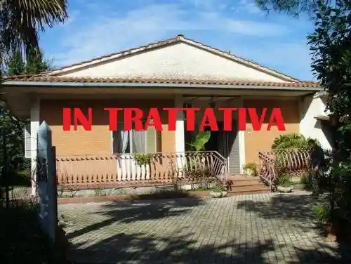 Villa in vendita a Ceccano