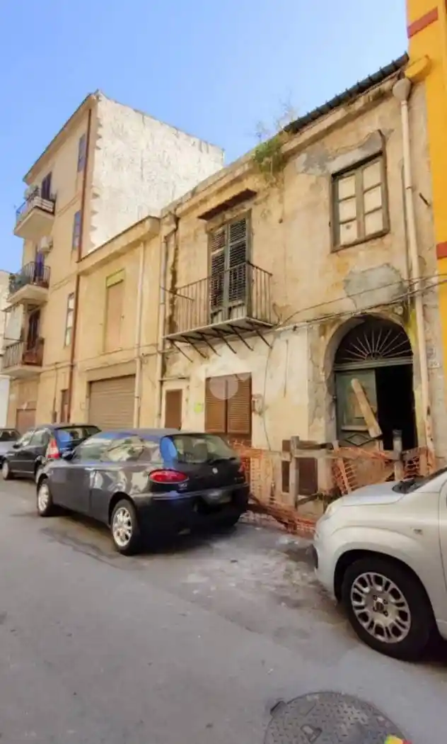 Casa indipendente in vendita a Palermo