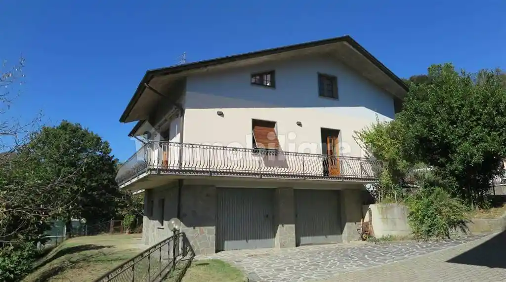 Villa in vendita a Aulla