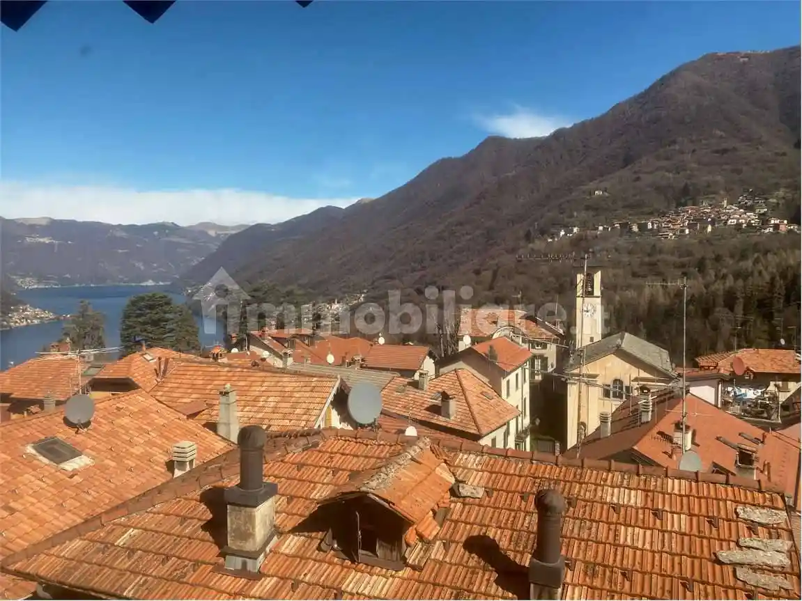 Casa indipendente in vendita a Faggeto Lario