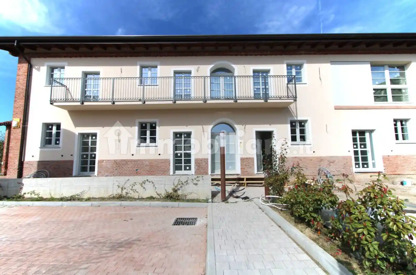 Appartamento in vendita a Novara