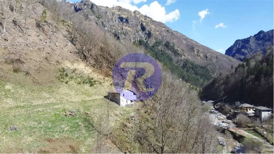 Rustico - Casale in vendita a Valtorta