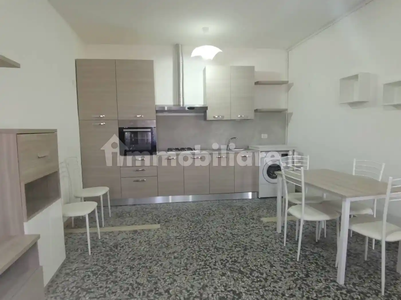 Casa indipendente in affitto a Calcinaia