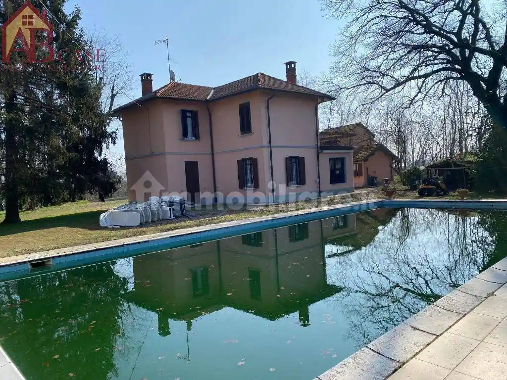 Rustico - Casale in vendita a Gambolò