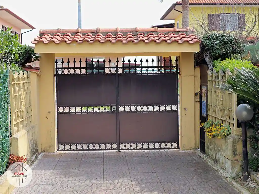 Villa bifamiliare, buono stato, 60 m², Acciarella, Latina - foto 3