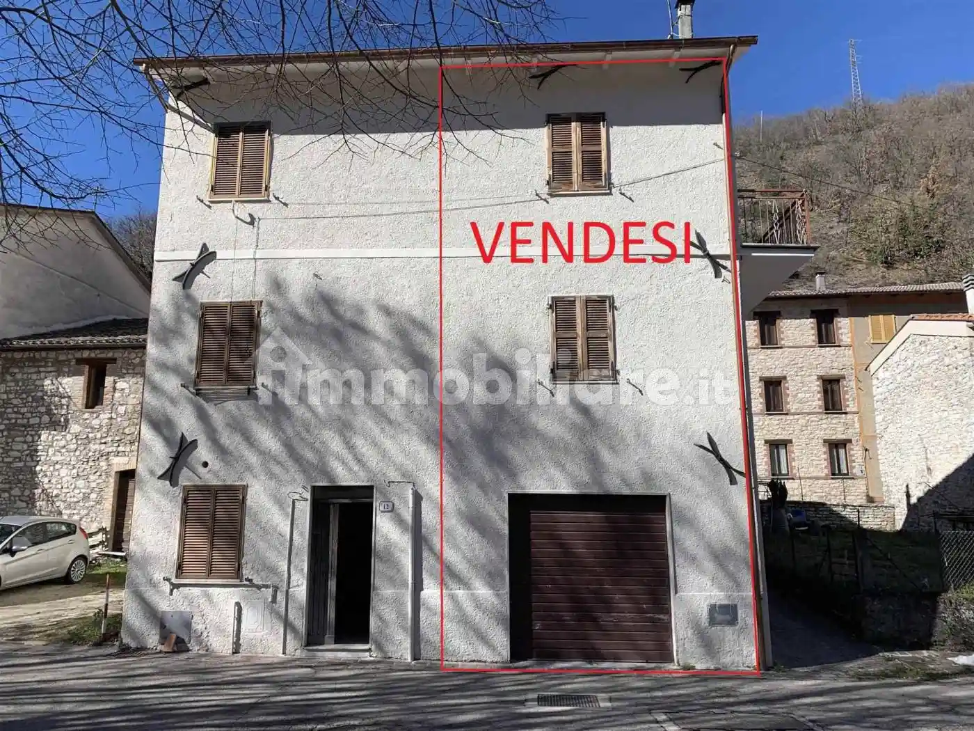 Casa indipendente in vendita a Serravalle di Chienti