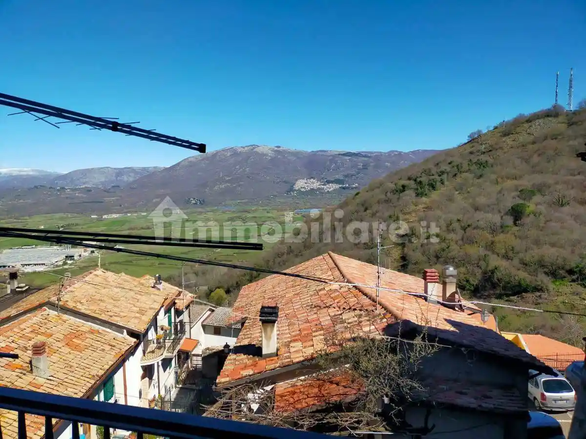 Trilocale via dell'Arco 45, Centro, Oricola - foto 2