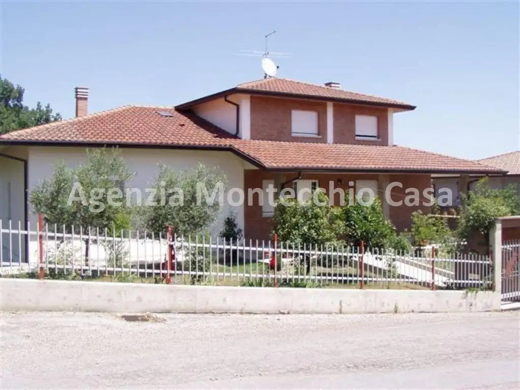 Villa unifamiliare via A. Manzoni 22, Sassocorvaro Auditore - foto 2