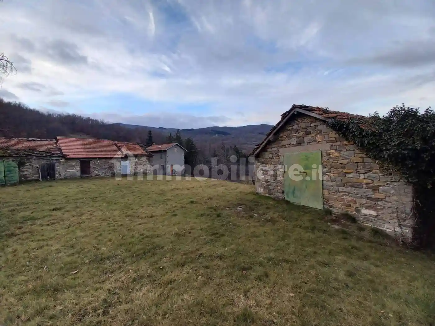 Rustico - Casale in vendita a Montefiorino