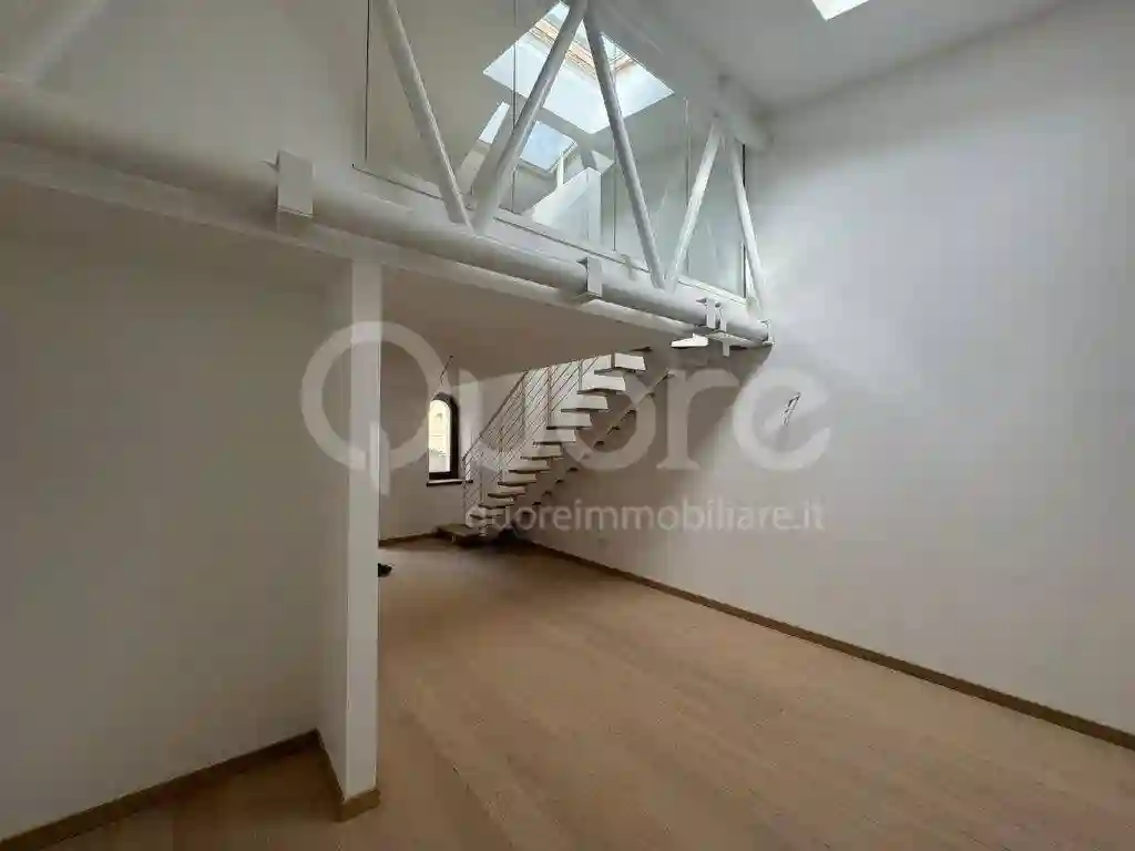 Loft - foto 5