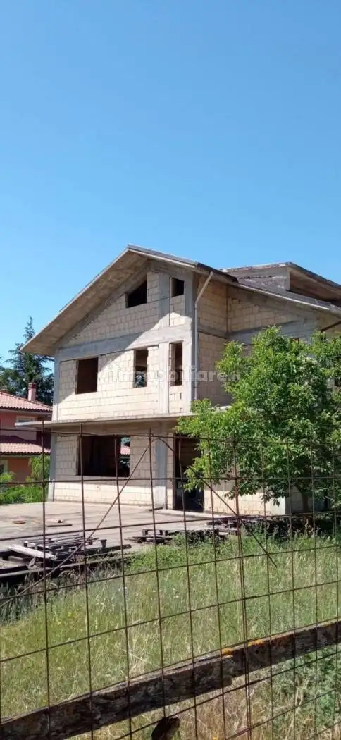 Villa in vendita a Avezzano
