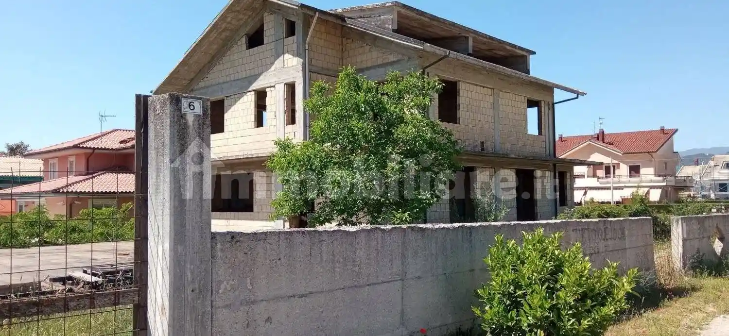 Villa unifamiliare via G. Bianchi, 2, Centro, Avezzano - foto 3