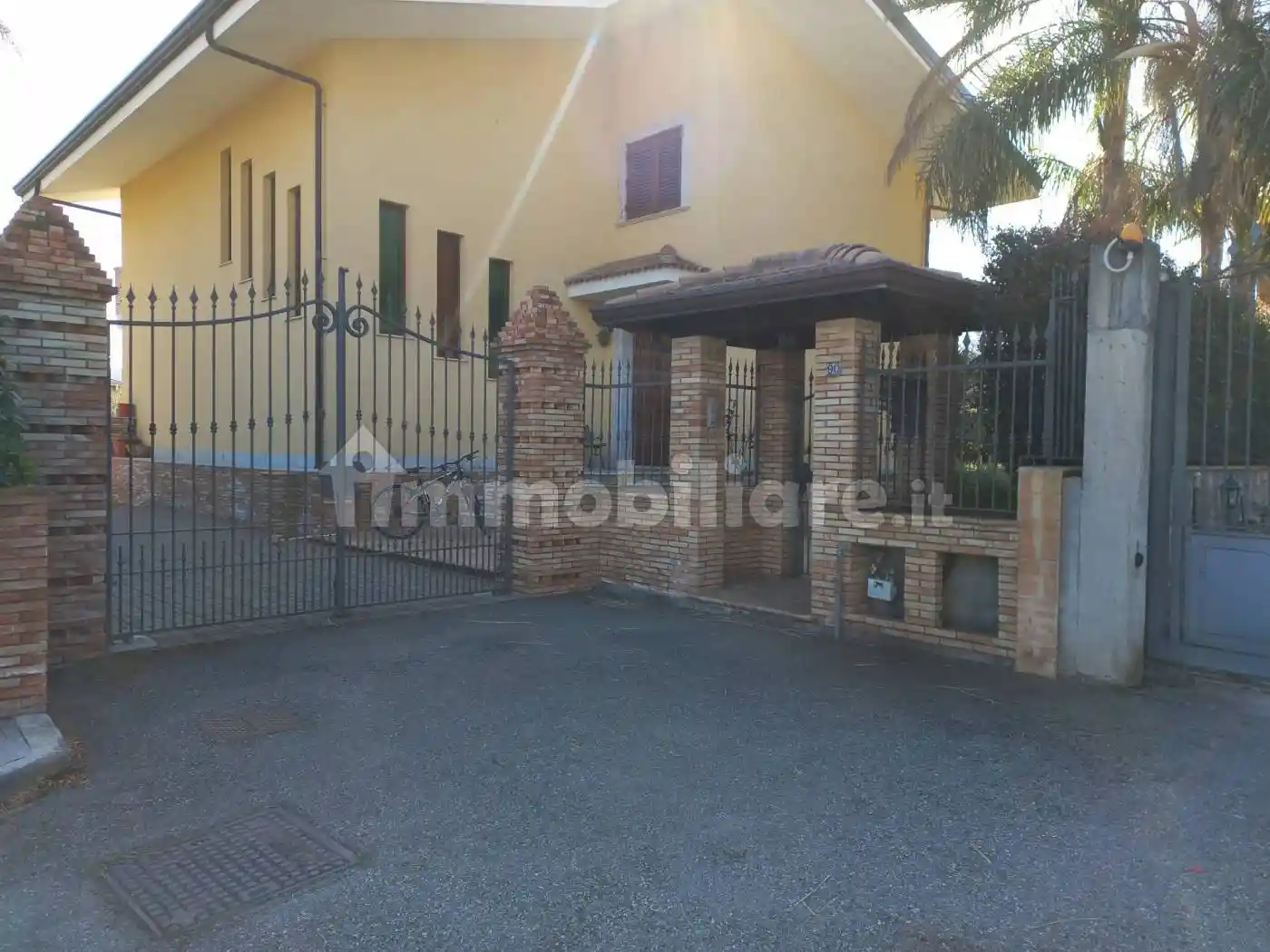 Villa in vendita a Piedimonte Etneo