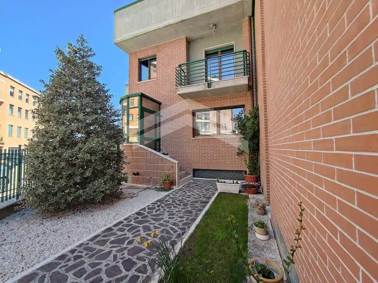 Villetta a schiera - foto 2