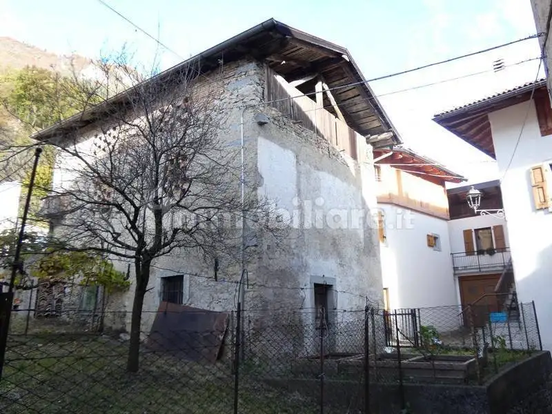 Rustico - Casale in vendita a Pieve di Bono-Prezzo