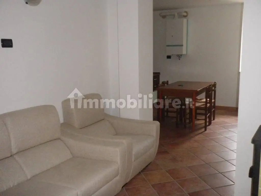 Trilocale via Balbarobe 90, Borgo Chiese - foto 3