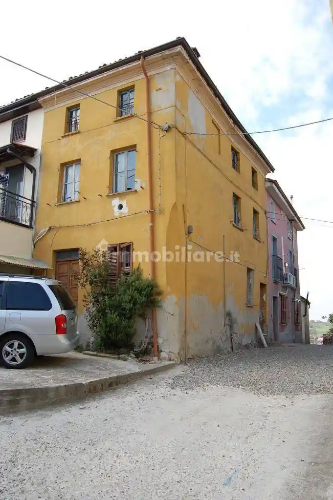 Rustico - Casale in vendita a Castana