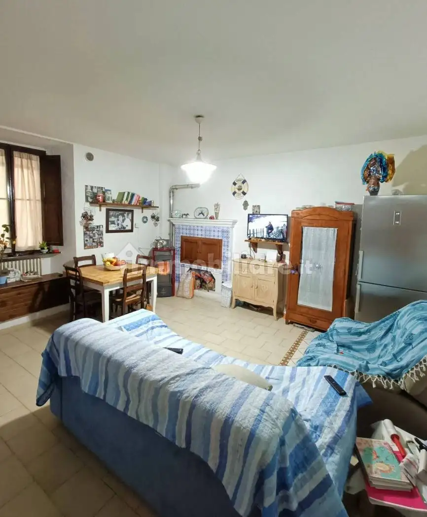 Appartamento in vendita a Piandimeleto