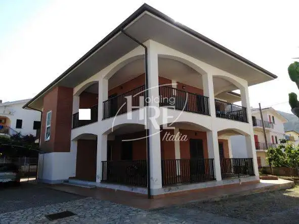 Villa in vendita a Guardia Piemontese