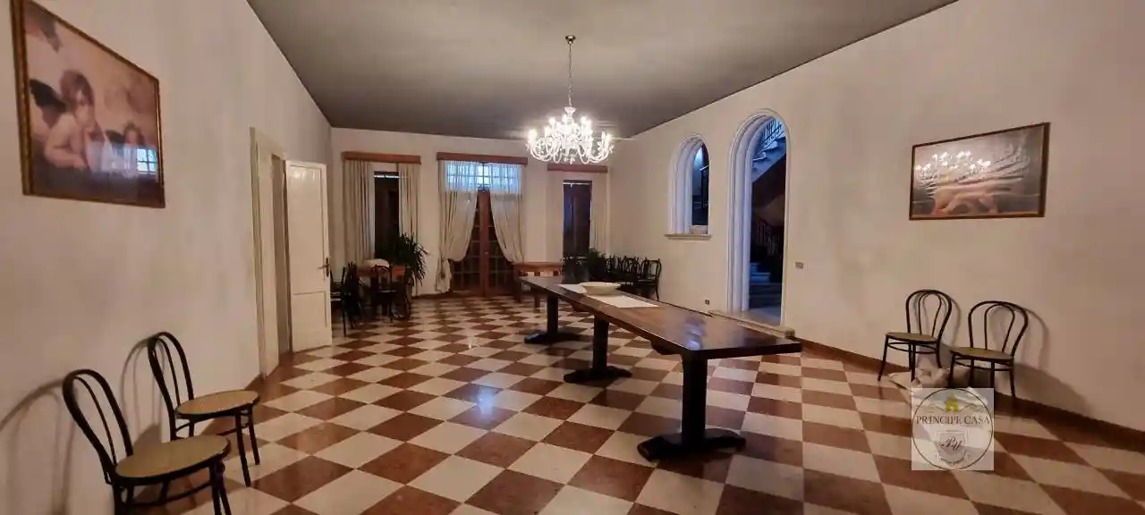 Villa in vendita a Arquà Petrarca