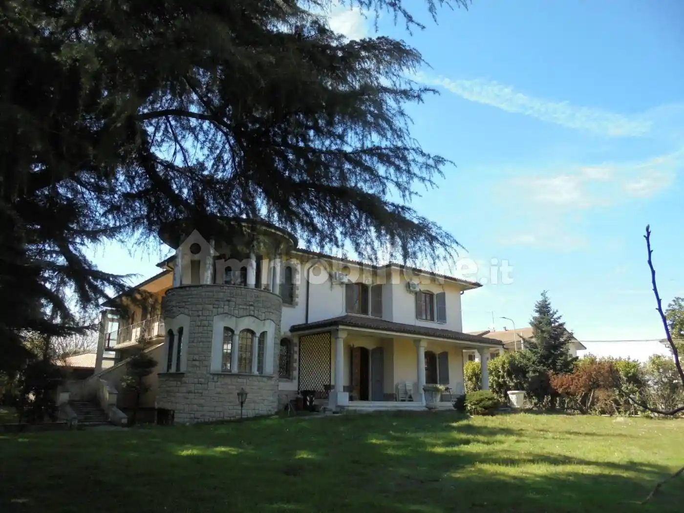 Villa in vendita a Crema