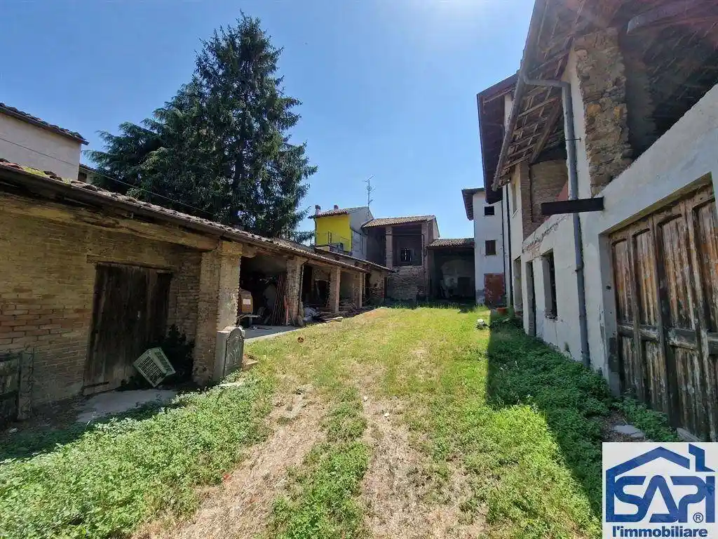 Rustico - Casale in vendita a Retorbido