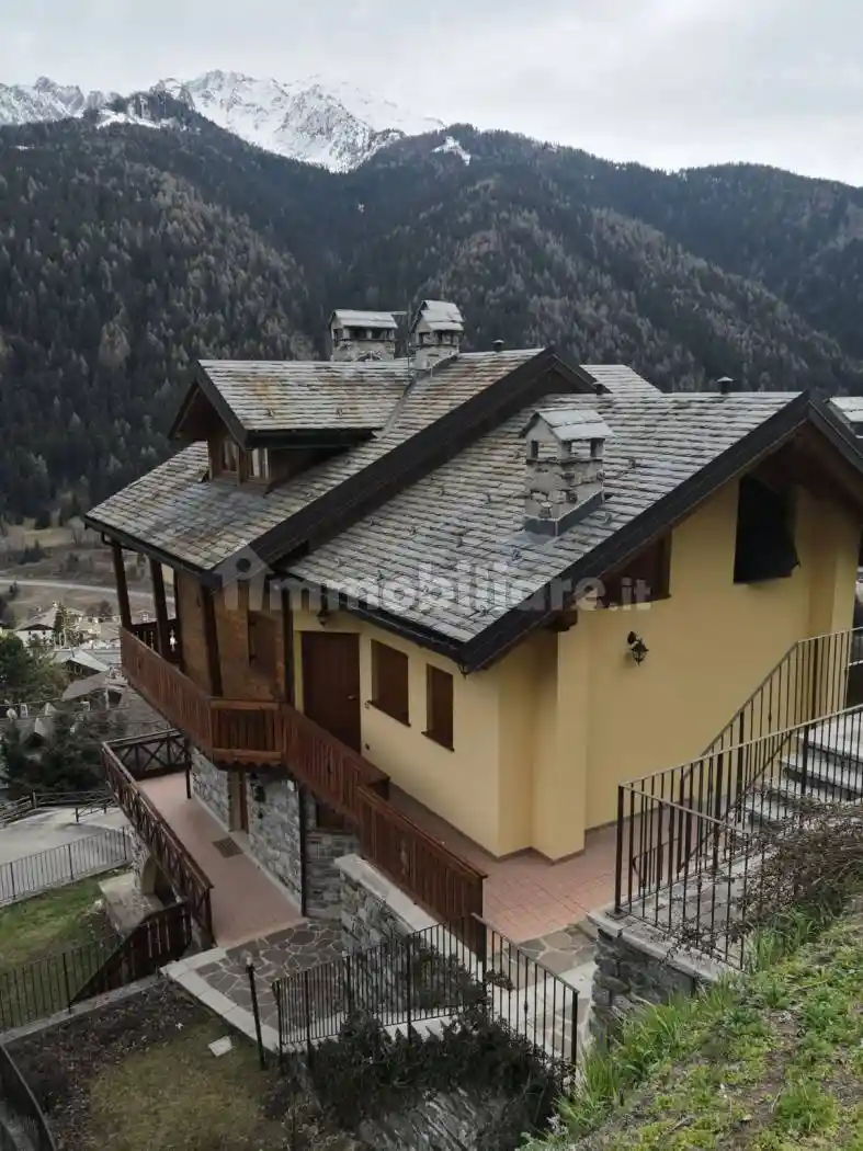 Casa indipendente in vendita a Temù