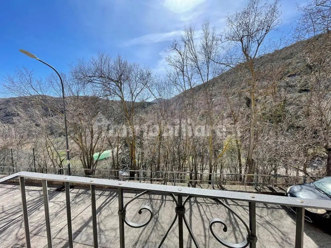 Terratetto unifamiliare via Roma , snc, Centro, Caporciano - foto 2