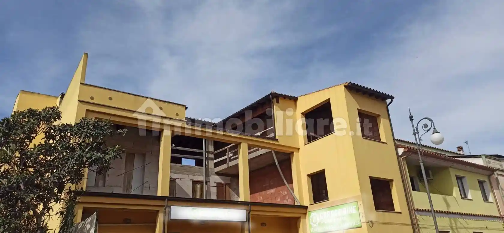 Palazzo - Edificio in vendita a Villaputzu