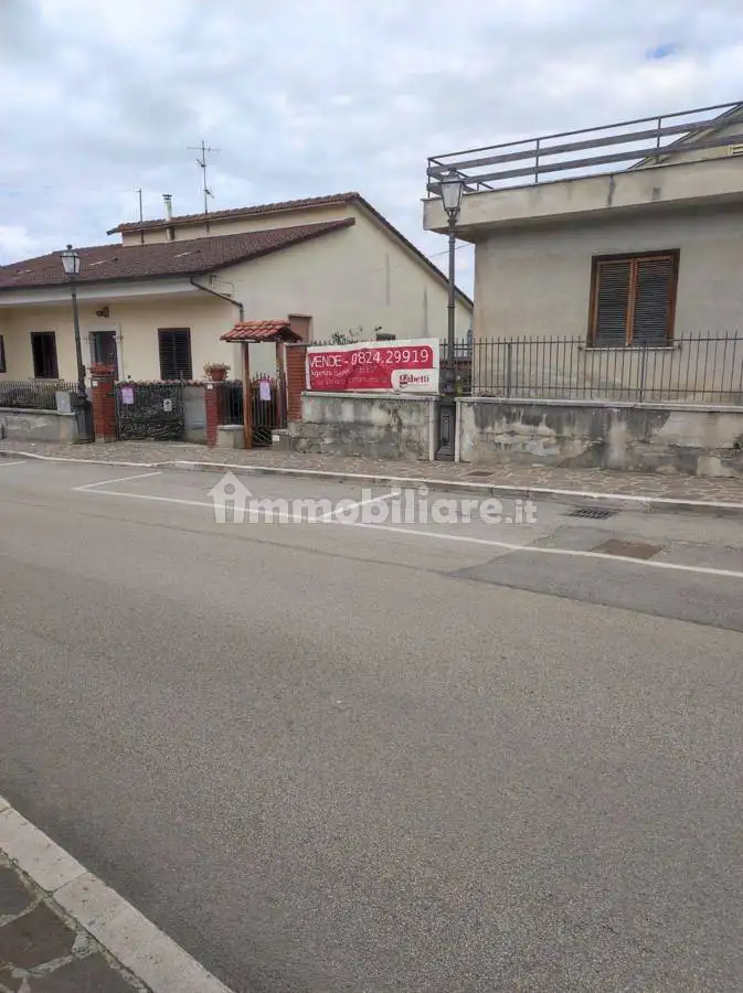 Trilocale via Mazzoni Curti , 8, Apollosa - foto 2