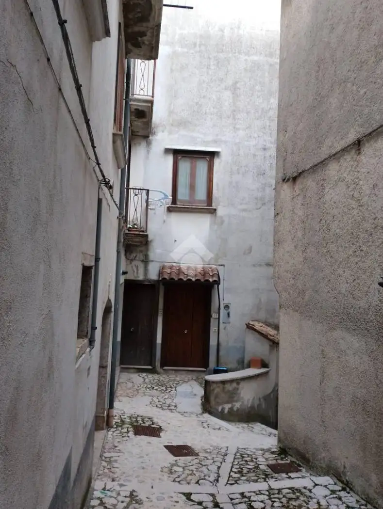 Terratetto unifamiliare centro Storico via De Sanctis, Castelvetere sul Calore - foto 4