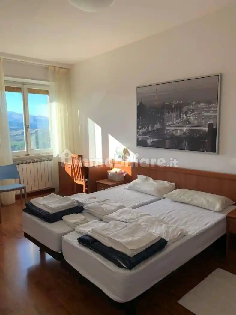 Appartamento viale Giacomo Leopardi, Centro, Camerino - foto 2