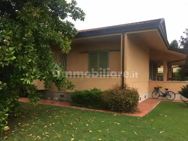 Villa in vendita a Forte dei Marmi