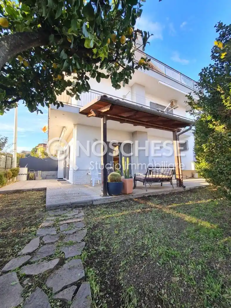 Villa in vendita a Pontecagnano Faiano