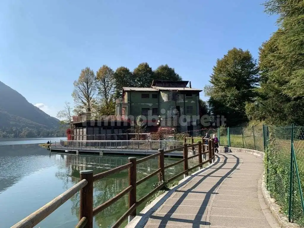 Palazzo - Edificio in vendita a Spinone al Lago