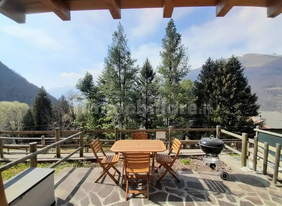 Appartamento in vendita a Gandellino