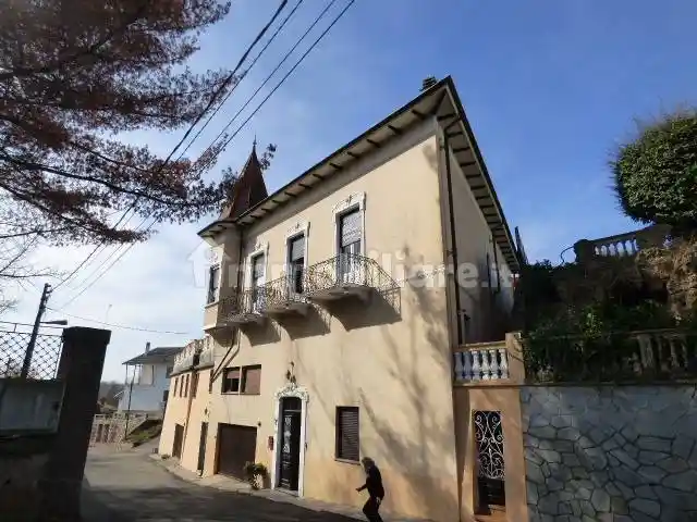 Villa in vendita a Roasio