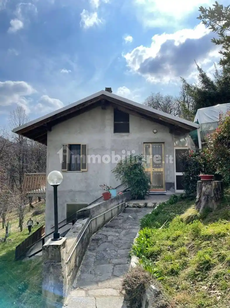 Casa indipendente in vendita a Monastero di Vasco