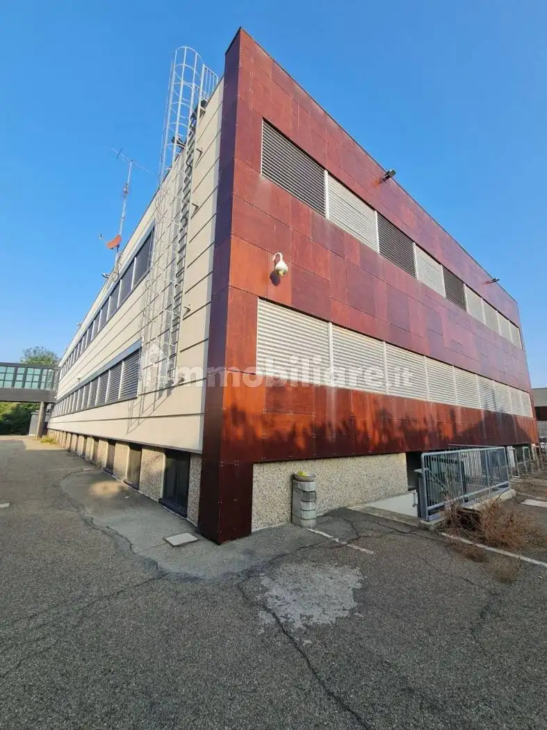 Palazzo - Edificio in vendita a Bologna