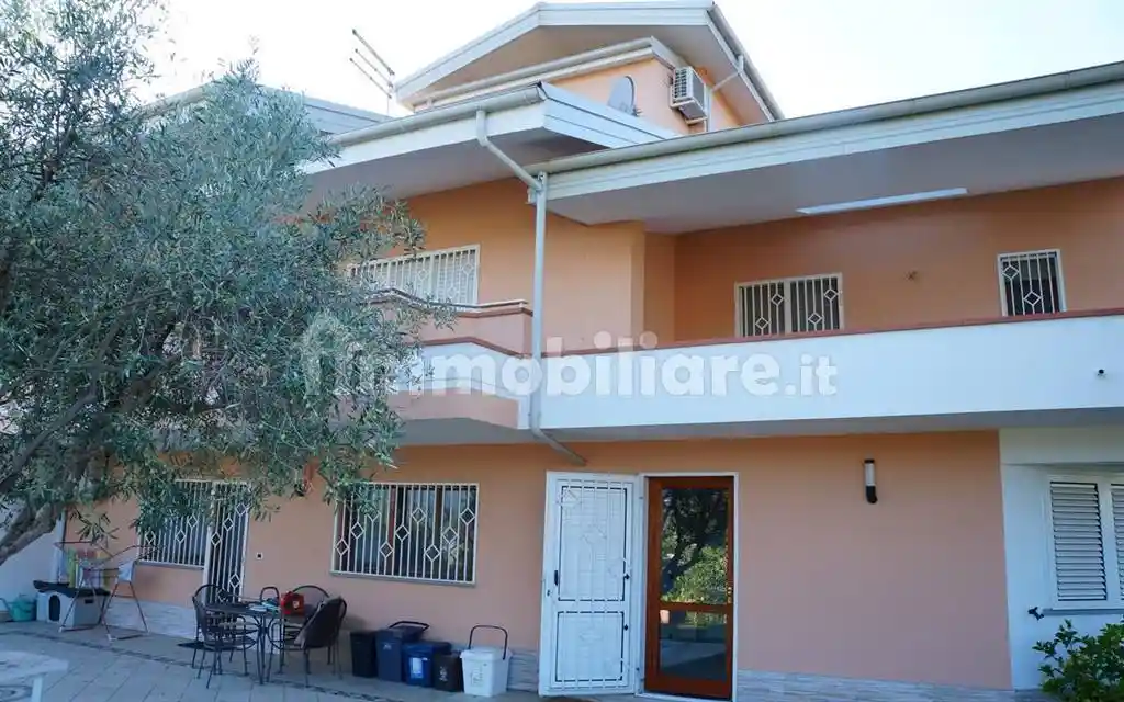 Villa unifamiliare, ottimo stato, 380 m², Roges, Rende - foto 5