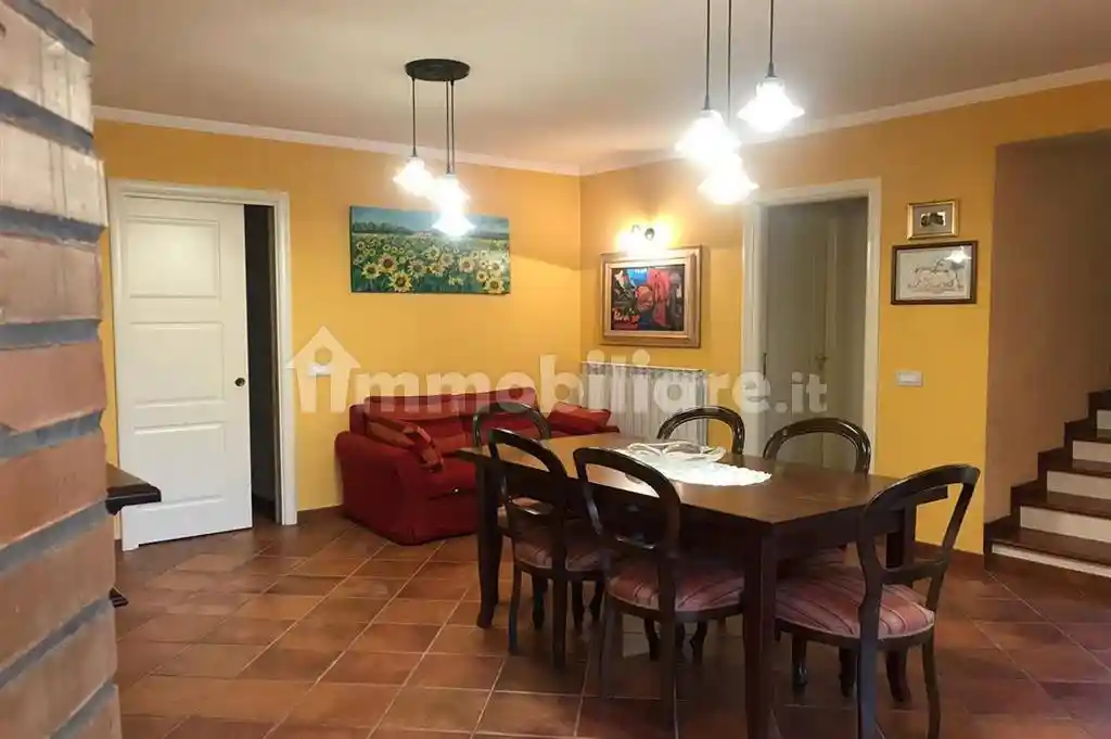 Villa unifamiliare, ottimo stato, 460 m², Rende - foto 4