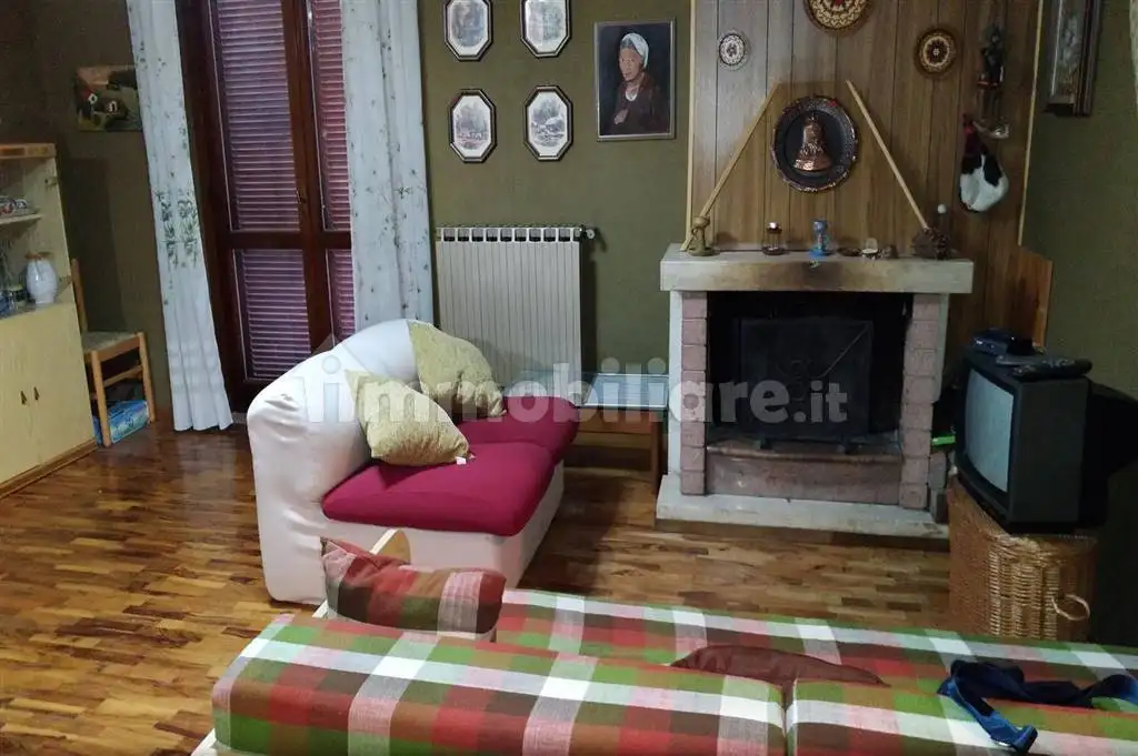 Appartamento in vendita a Celico