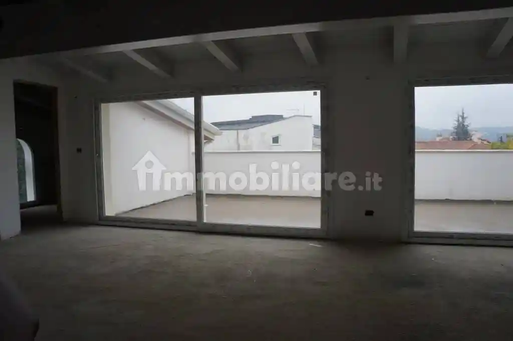 Appartamento 260 m², Quattromiglia, Rende - foto 4