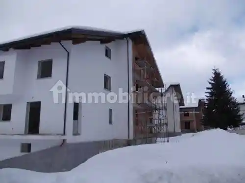 Villa unifamiliare, nuova, 300 m², Camigliatello Silano, Spezzano della Sila - foto 4