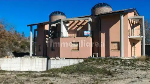 Villa in vendita a Carolei