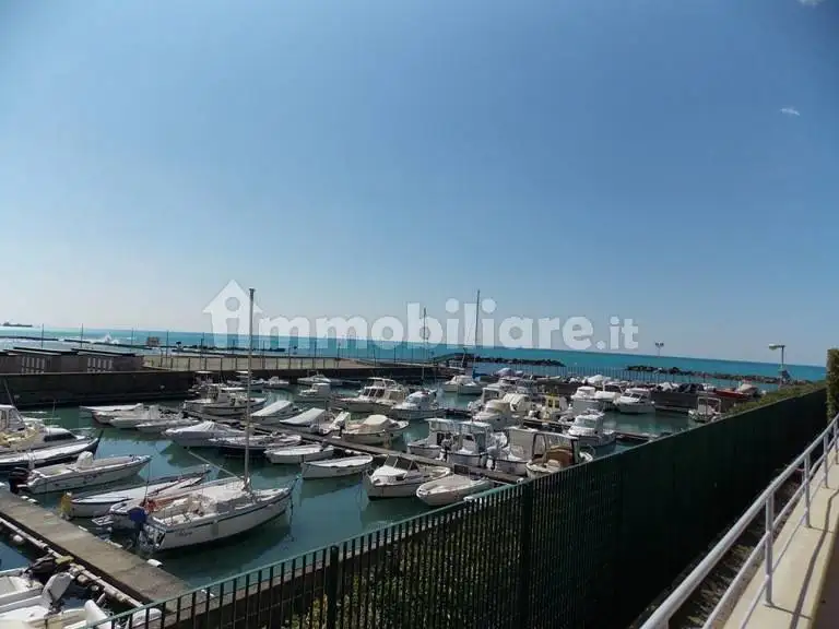 Appartamento in affitto a Rosignano Marittimo