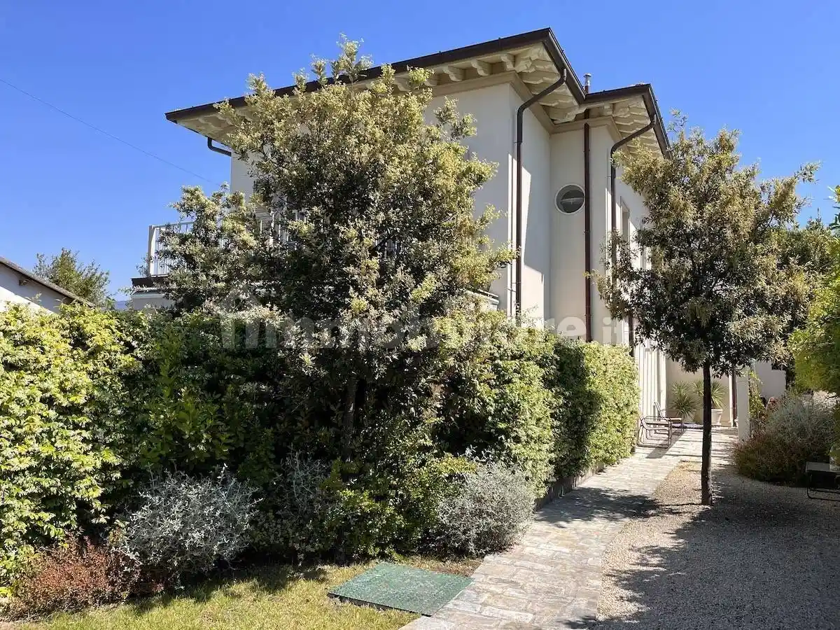 Villa in vendita a Forte dei Marmi