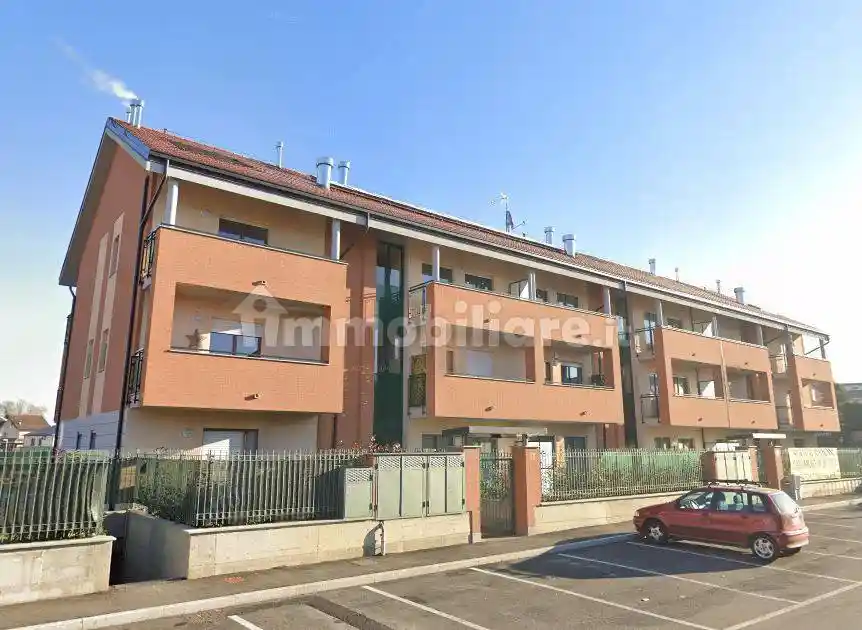 Appartamento in vendita a La Loggia